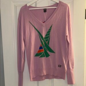 Helly Hansen Light Purple V-Neck Sweater with‎ Green Design